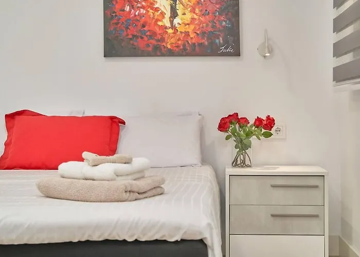 Luxurious Two Bed דירה