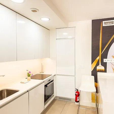 Luxurious Two Bed 托罗克斯科斯塔
