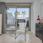 Luxurious Two Bed تورّوكس كوستا